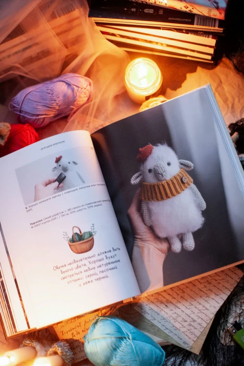 Уютные зверушки: 11 вязаных игрушек спицами и крючком