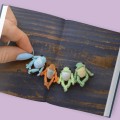 Страшно милые амигуруми. Очаровательные миниатюрные создания в технике микровязания крючком