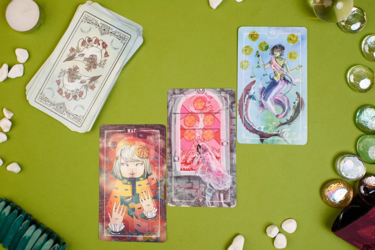 Ostara Tarot. Таро Остары (78 карт и руководство для гадания в подарочном оформлении)